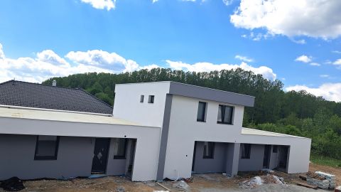 Eladó Ház 8400 Ajka 