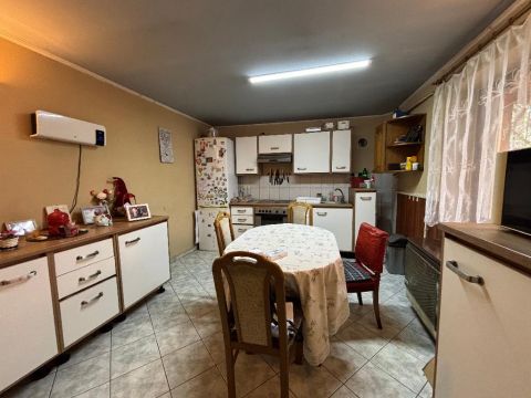 Eladó Ház 8500 Pápa , 8500 Pápa, Erzsébetváros