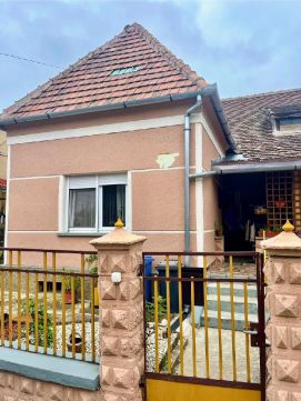 Eladó Ház 7621 Pécs , 7691 Pécs, Vasas
