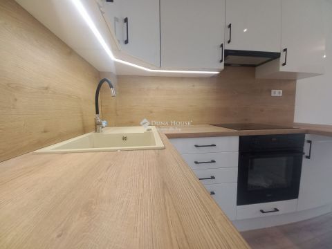 Eladó Lakás 7632 Pécs 