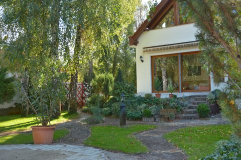 Eladó Ház 6000 Kecskemét , LUXUS ÉS KÉNYELEM EGY HELYEN!