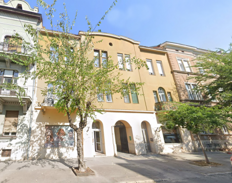 Eladó Lakás 9700 Szombathely , belváros közeli, irodának is alkalmas 61 m2-es lakás 