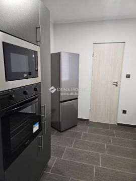 Kiadó Lakás 7623 Pécs Egyetemi karok közelében garzon lakások kiadók!