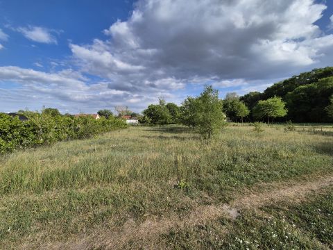 Eladó Telek 6035 Ballószög , Kadafalva peremén építési telek eladó