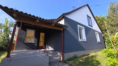 Eladó Ház 2344 Dömsöd , 2344 Dömsöd, Központhoz közel