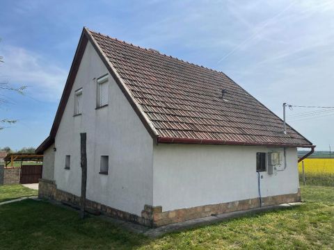 Eladó Ház 2766 Tápiószele , 2766 Tápiószele, Külterület