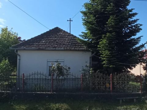 Eladó Ház 4496 Szabolcsveresmart 