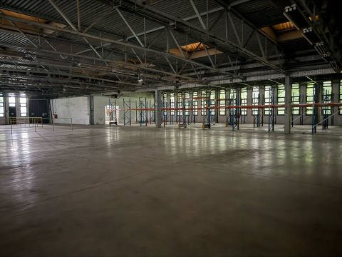 Kiadó Ipari 7200 Dombóvár 