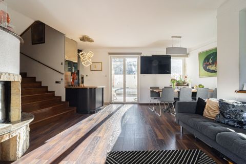Eladó Ház 1037 Budapest 3. kerület Újszerű, modern ikerházfél a Testvérhegyen!