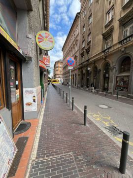 Eladó Lakás 1092 Budapest 9. kerület Mini garzon a belváros szívében – Ferenc körúton!