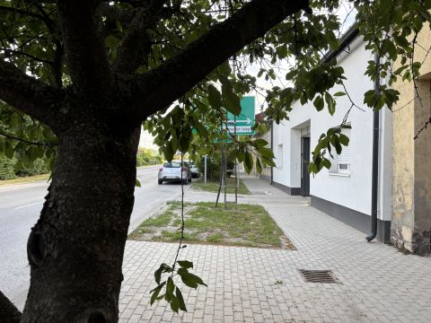 Kiadó Lakás 2500 Esztergom 