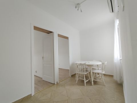 Eladó Lakás 1151 Budapest 15. kerület 