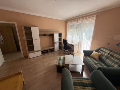 Kiadó Lakás 7623 Pécs 