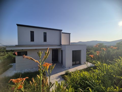 Eladó Ház 2000 Szentendre , 3 szintes minimál villa a SKANZEN fölött, ÖRÖK panorámával