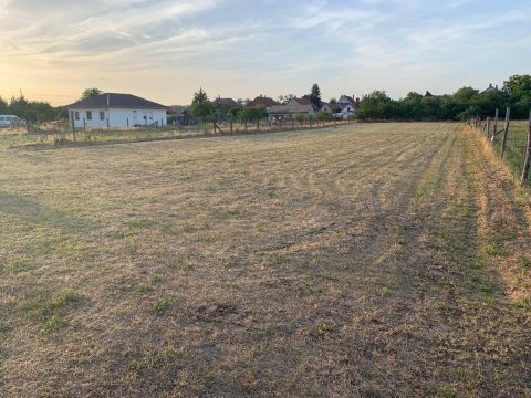 Eladó Telek 6044 Kecskemét , Hetényegyházán, ÚJ osztású telkek között található!