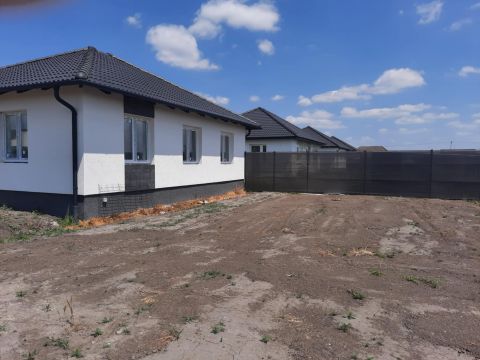 Eladó Ház 5100 Jászberény SZATMÁRI LAKÓPARK