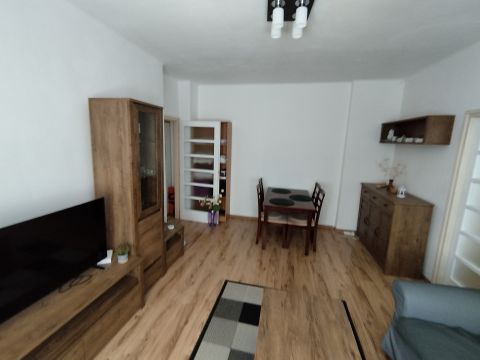 Eladó Lakás 2800 Tatabánya 
