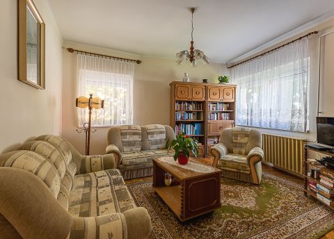 Eladó Lakás 7100 Szekszárd , 7132 Szekszárd HUnyadi utca 4