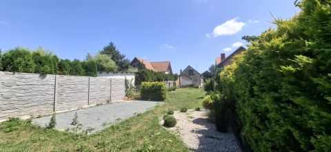 Eladó Ház 9789 Sé , Csendes utcájában felújítandó családi ház!