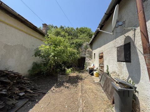 Eladó Telek 7635 Pécs 
