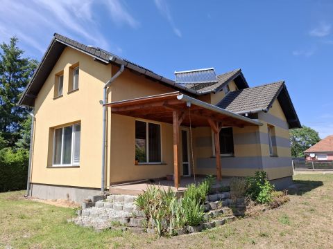 Eladó Ház 2760 Nagykáta 