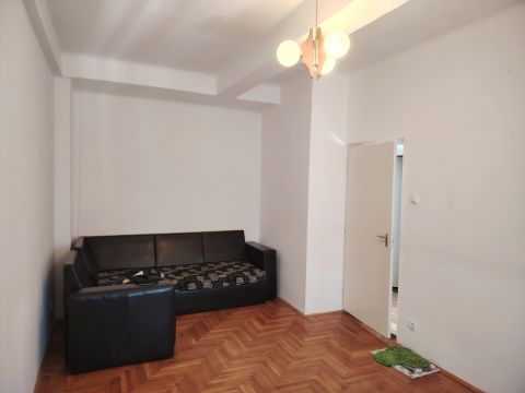 Kiadó Lakás 2931 Almásfüzitő 