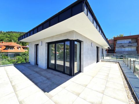 Eladó Lakás 7625 Pécs , Mecsekoldalon panorámás új építésű lakás 60nm terasszal