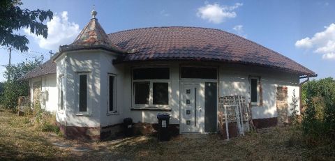Eladó Ház 7054 Tengelic , 7054 Tengelic, Központi
