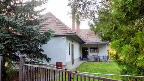 Eladó Ház 2529 Annavölgy 