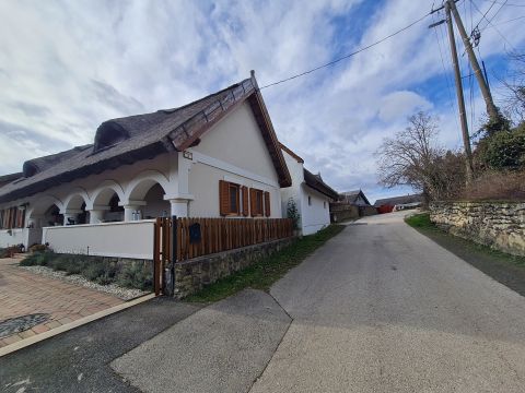 Eladó Ház 8264 Szigliget 