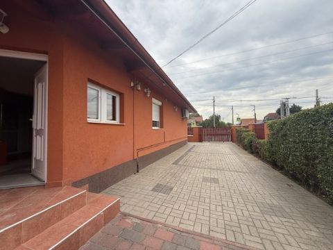 Eladó Ház 2220 Vecsés 