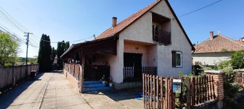 Eladó Ház 2193 Galgahévíz , 2193 Galgahévíz, Rákóczi utca