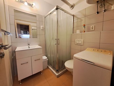 Kiadó Lakás 7621 Pécs 