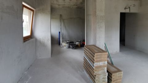 Eladó Lakás 2092 Budakeszi , alacsony rezsijű lakás, saját kert és nagy terasz