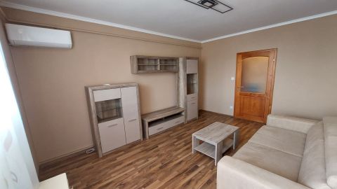 Eladó Lakás 8500 Pápa 