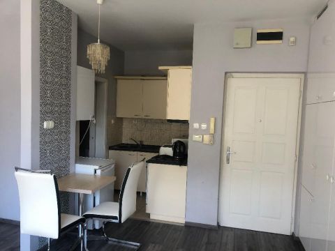 Eladó Lakás 8400 Ajka , 8400 Ajka, kertváros