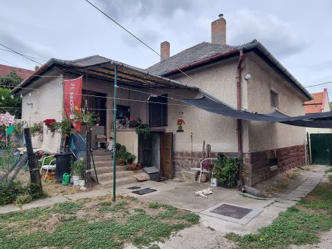 Eladó Ház 8360 Keszthely belváros közeli
