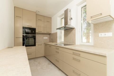 Eladó Ház 2614 Penc , Penc-újHZ