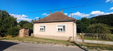 Eladó Ház 7391 Kisbeszterce 