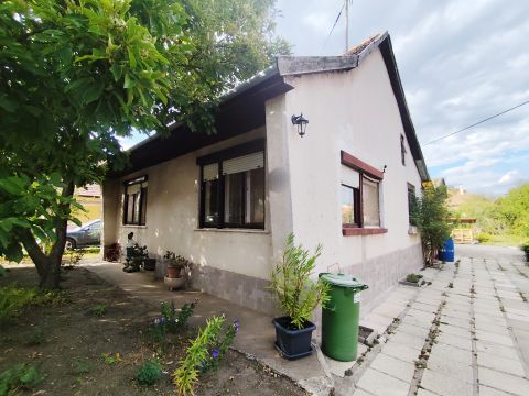 Eladó Ház 2220 Vecsés , Halmitelep