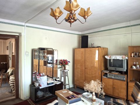 Eladó Ház 3261 Abasár , Csendesebb kis utcában