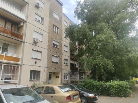 Eladó Lakás 5600 Békéscsaba , 5600 Békéscsaba, belterület