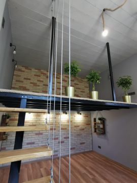 Eladó Lakás 1094 Budapest 9. kerület Haller park közelében utcai nézetű felújított stúdió lakás