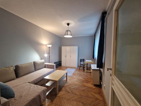Kiadó Lakás 1126 Budapest 12. kerület , Királyhágó tér