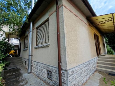 Eladó Ház 2253 Tápióság , Tápióság Bicskei úton 3 szoba+ nappalis ház eladó