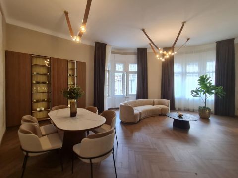 Eladó Lakás 1074 Budapest 7. kerület , Síp utcánál 3 szobás luxus lakás