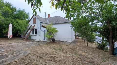 Eladó Ház 8233 Balatonszőlős Fő utca 60