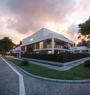Eladó Lakás 8600 Siófok Siófokon újépítésű panorámás Penthouse lakás ,68nm terasz !