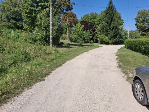 Eladó Telek 2525 Bajna Vásártér utca