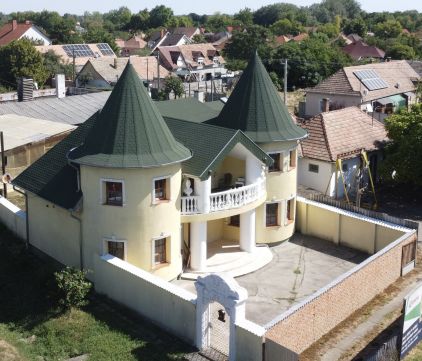 Eladó Ház 7100 Szekszárd 